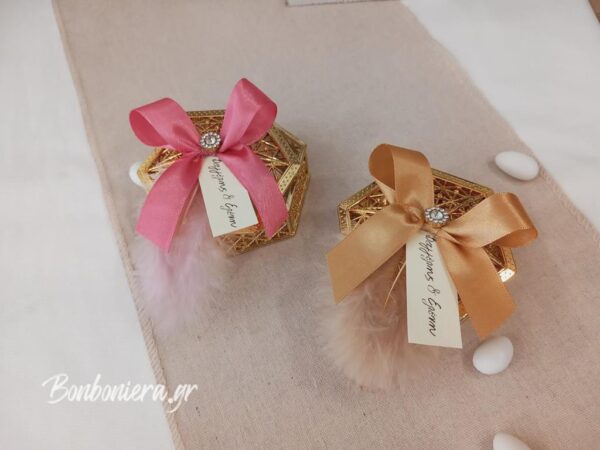 https://www.bonboniera.gr/product/%ce%bc%cf%80%ce%bf%ce%bc%cf%80%ce%bf%ce%bd%ce%b9%ce%ad%cf%81%ce%b1-%ce%b3%ce%ac%ce%bc%ce%bf%cf%85-%ce%bc%ce%b5-%ce%bc%cf%80%ce%b9%ce%b6%ce%bf%cf%85%cf%84%ce%b9%ce%b5%cf%81%ce%b1/