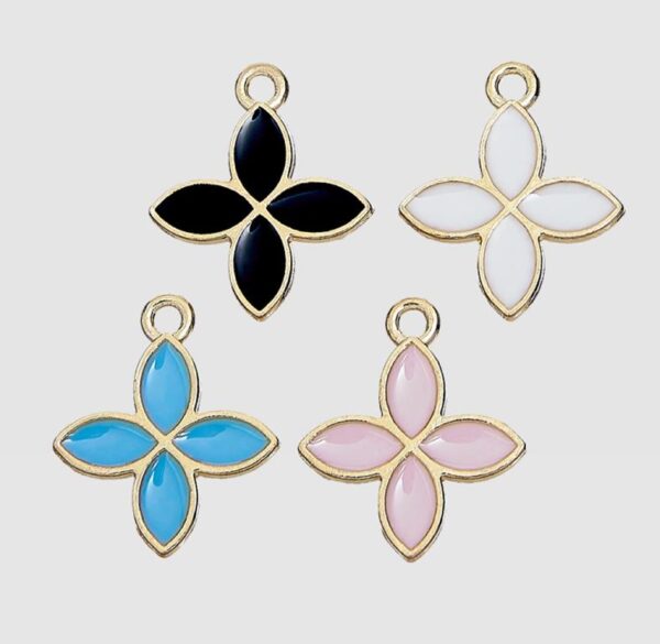 https://www.bonboniera.gr/product/%cf%83%cf%84%ce%b1%cf%8d%cf%81%ce%bf%cf%82-%ce%ba%cf%81%ce%b5%ce%bc%ce%b1%cf%83%cf%84%ce%bf%cf%82-%ce%b3%ce%b9%ce%b1-%ce%bc%ce%b1%cf%81%cf%84%cf%85%cf%81%ce%b9%ce%ba%ce%b1-2/