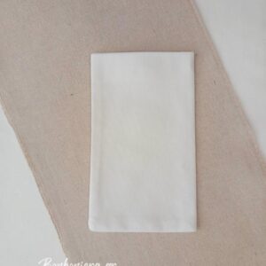 Λευκό λινό πουγκί για μπομπονιέρα, κατάλληλο για βάπτιση ή γάμο.